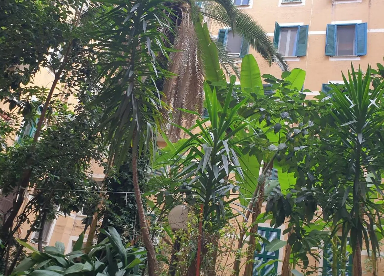Roma Apartment Near To Colosseum Re-House イタリア