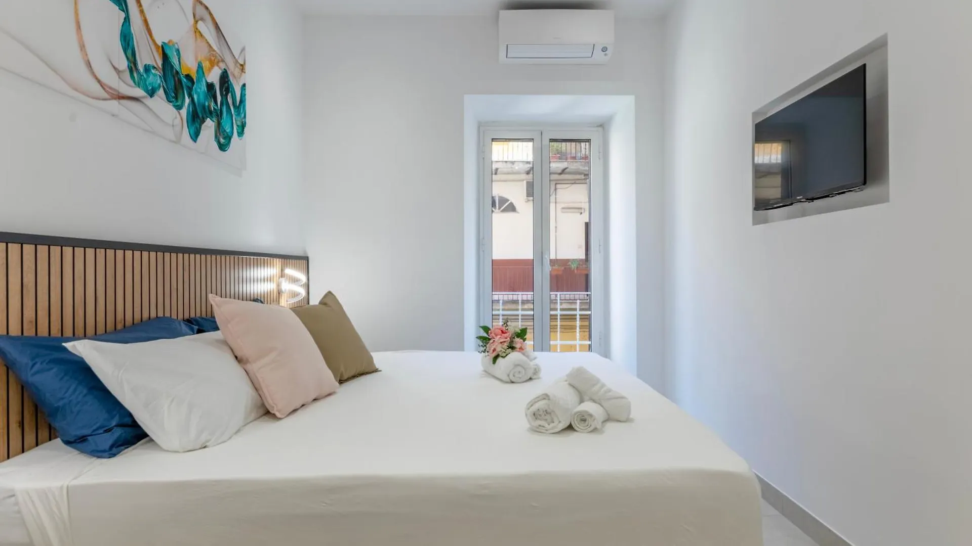 Roma Apartment Near To Colosseum Re-House  Rome