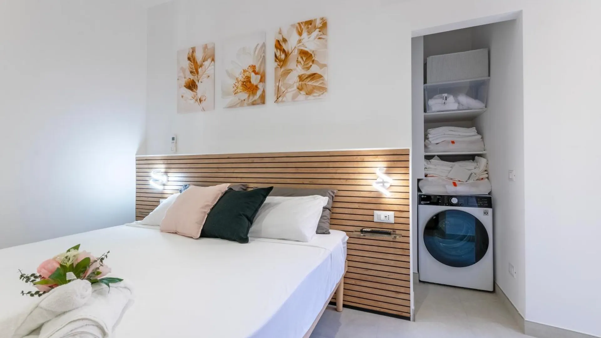 Roma Apartment Near To Colosseum Re-House