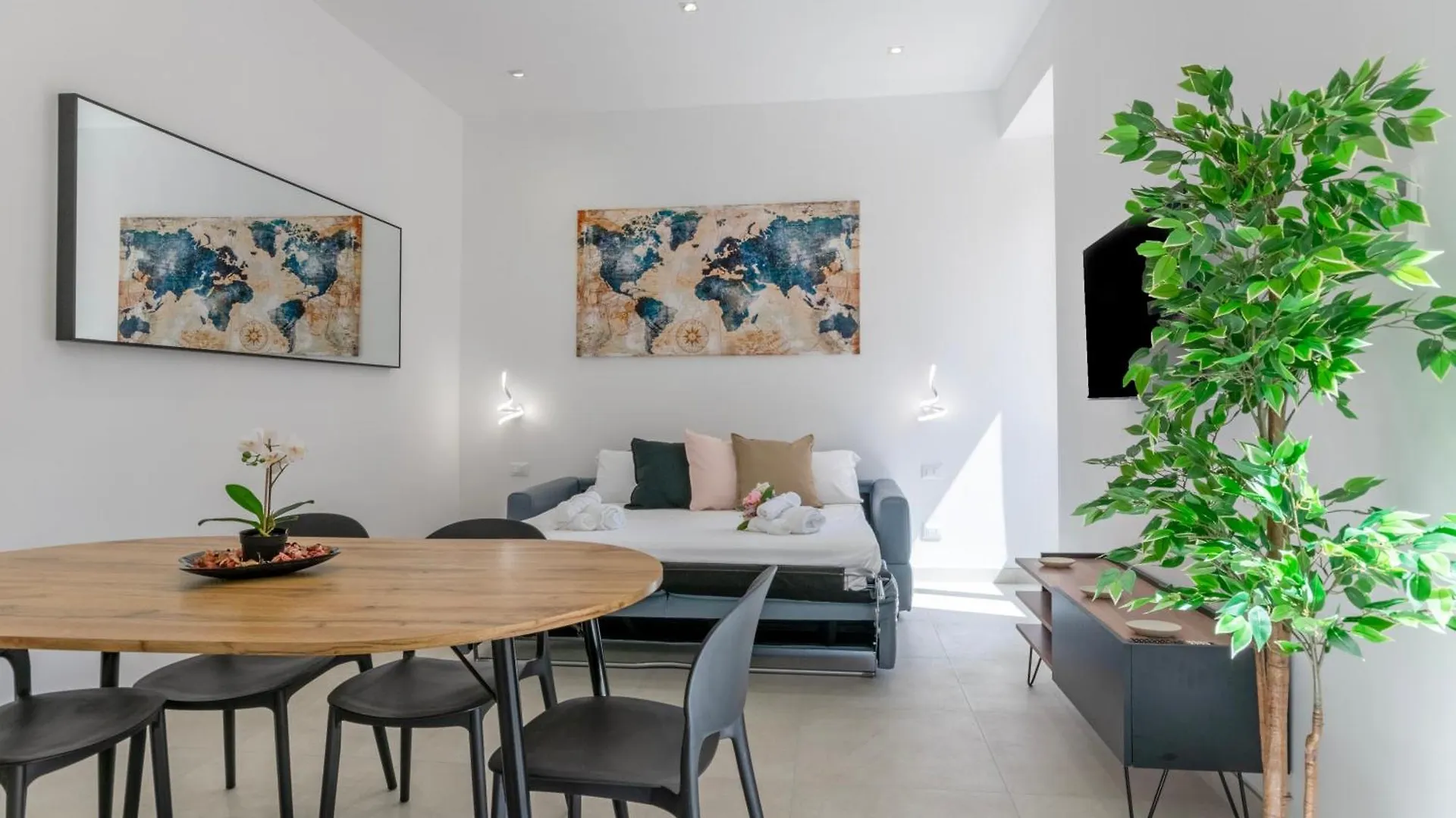 Roma Apartment Near To Colosseum Re-House 0*, Rome